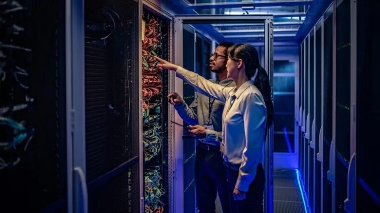 Steadfast Solutions Expands Data Centre Presence